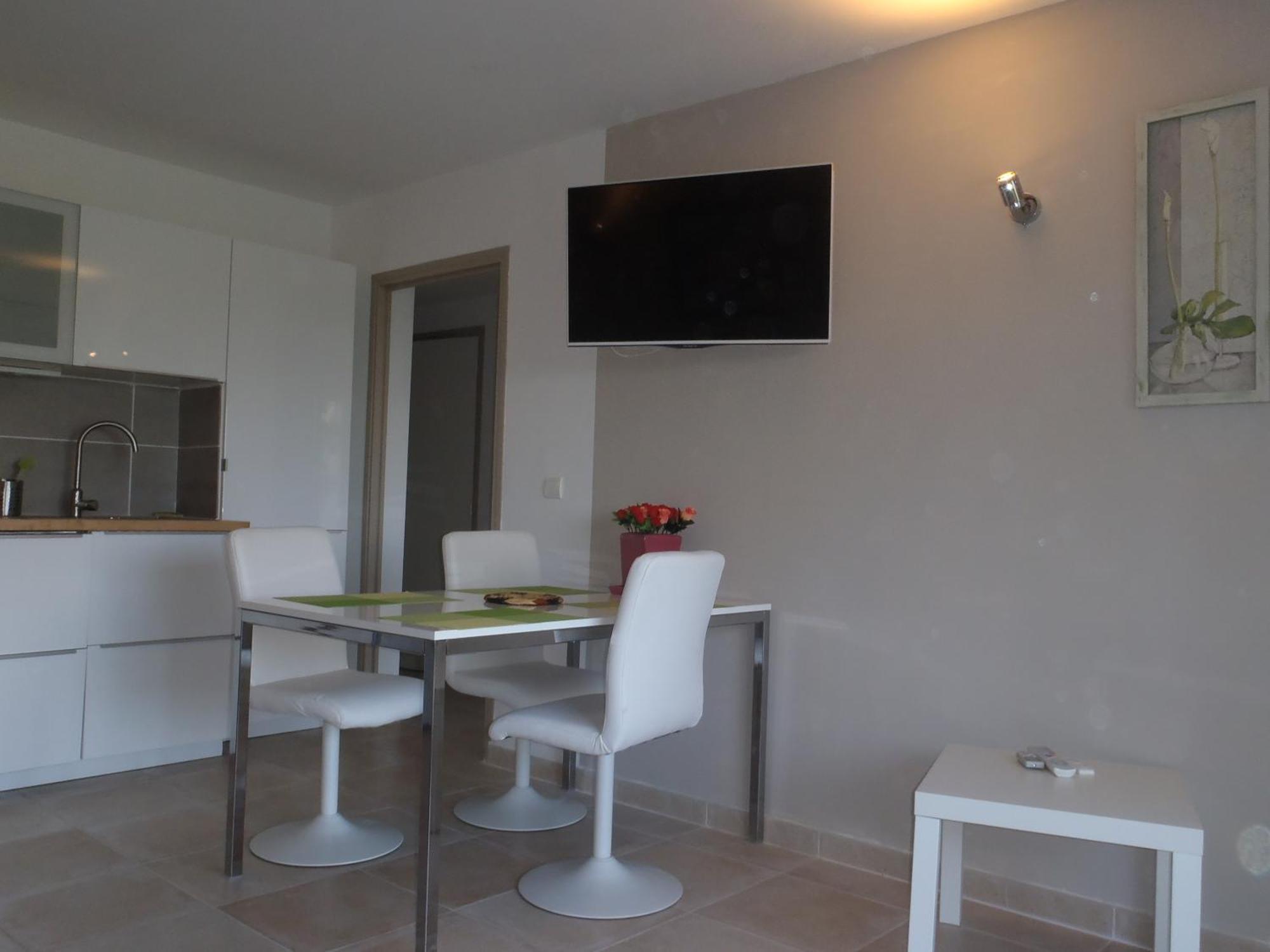 Appartement Les Chèvrefeuilles à Manosque Chambre photo
